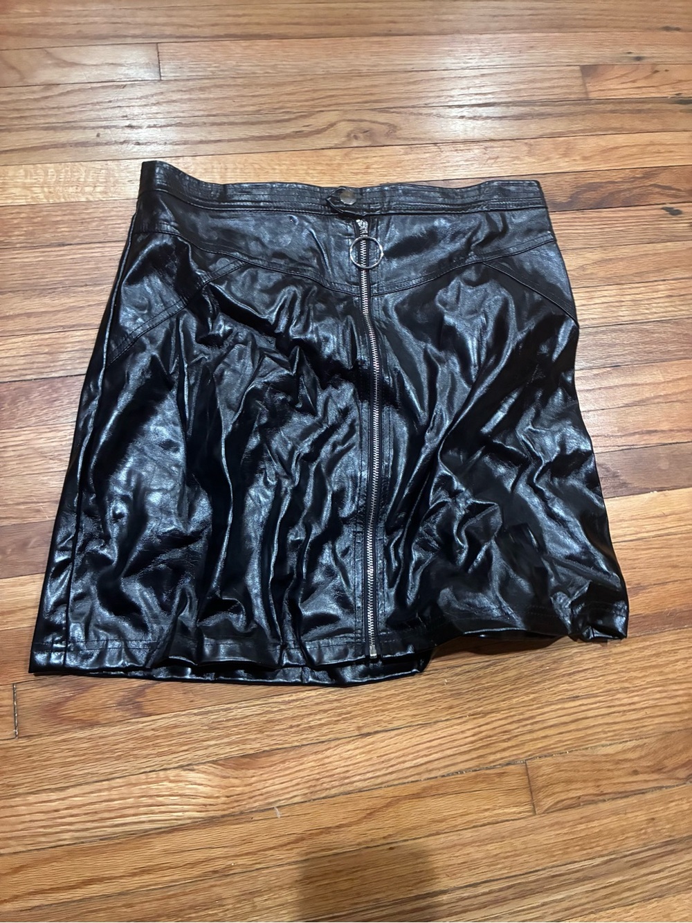 SHEIN Black Faux Leather Mini Skirt with Front Ring Zip
